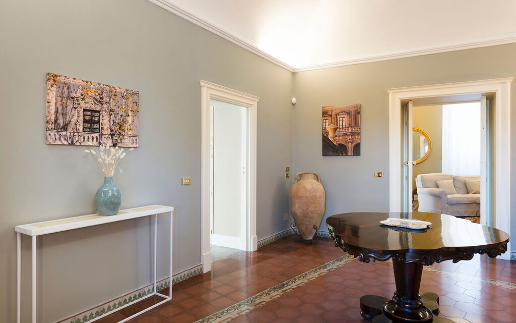 Sicilia 050 - Micanera