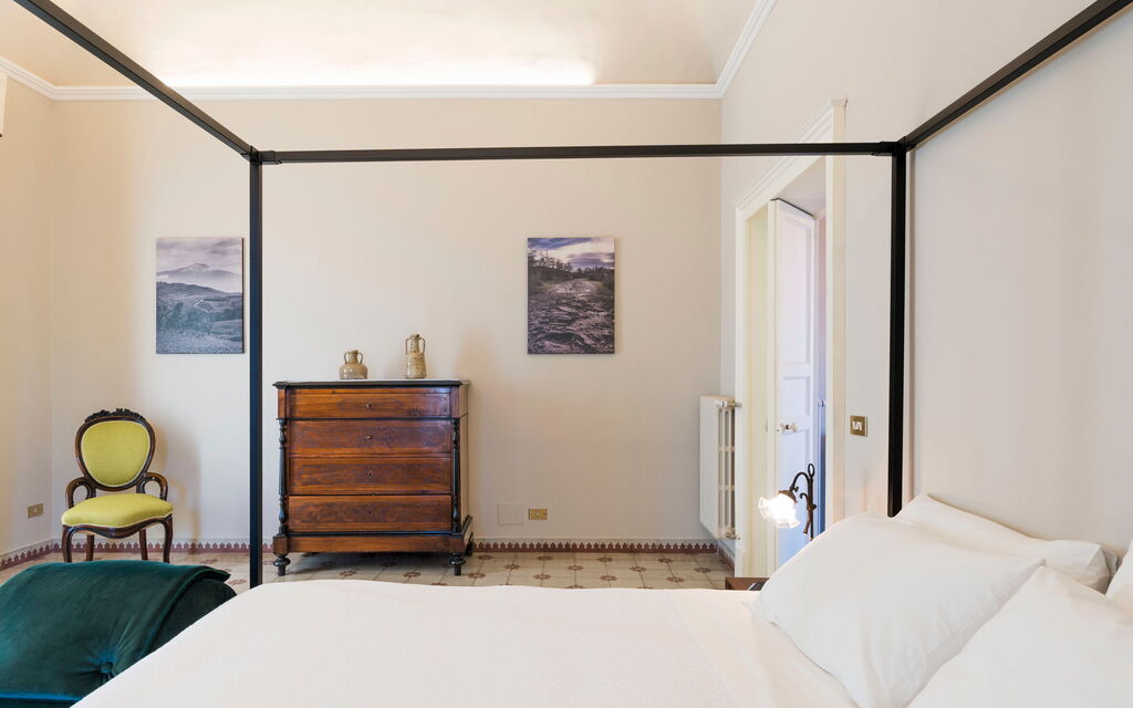 Sicilia 050 - Micanera