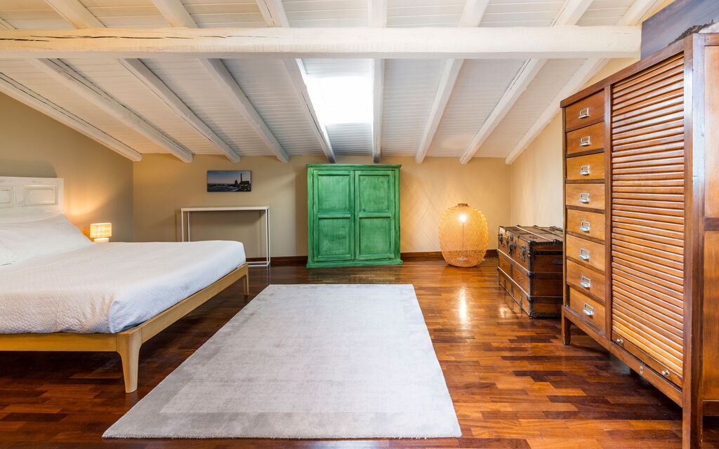 Sicilia 050 - Micanera