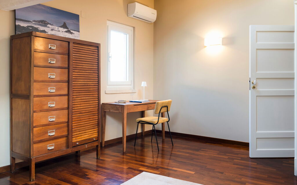 Sicilia 050 - Micanera