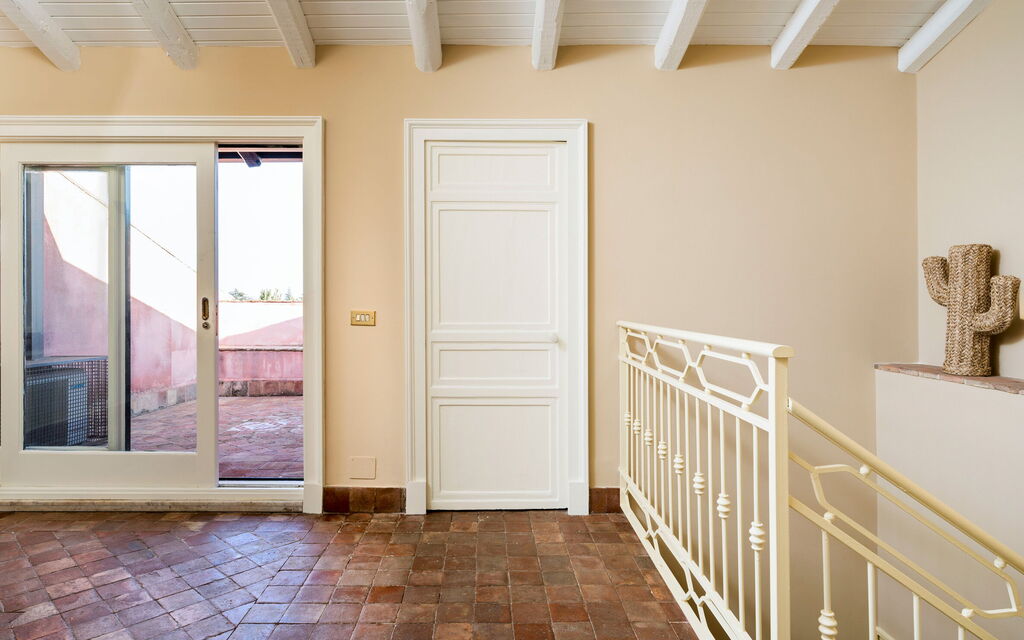 Sicilia 050 - Micanera