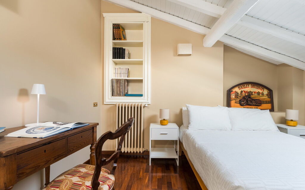 Sicilia 050 - Micanera