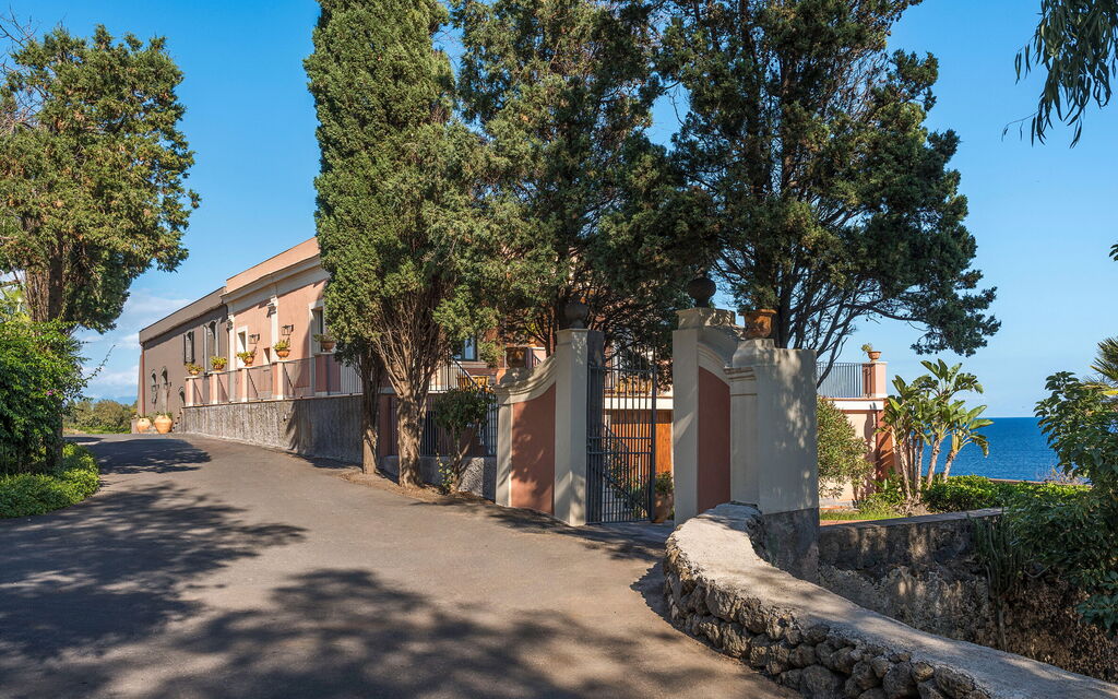 Sicilia 056 - Villa Continella