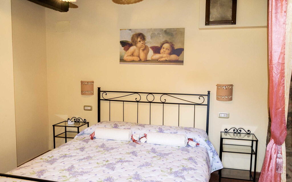 Appartamento Le Ceramiche: Double bedroom
