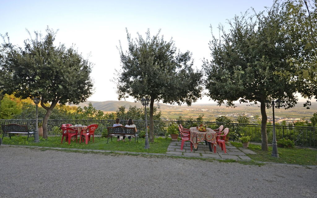 Appartamento Luna: Garden and outdoor view