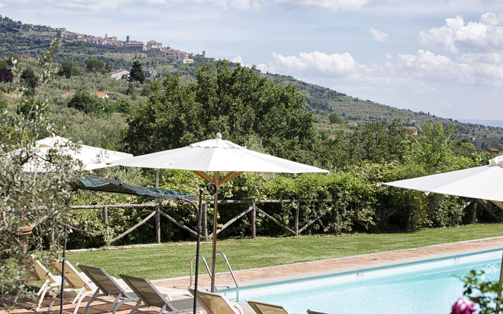 Villa San Pietro: Swimming pool and panoramic view