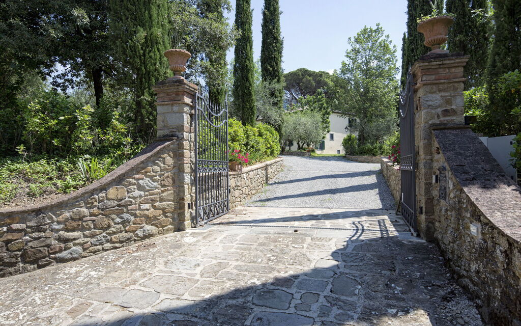 Villa San Pietro: Main entrance