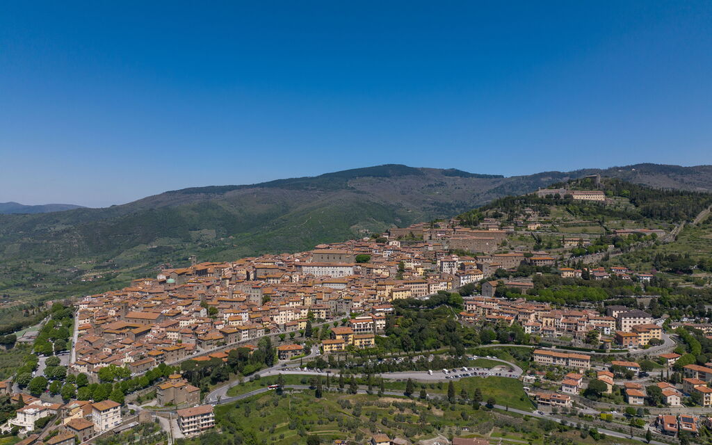 Terrazza Cortonese: Panoramic view of Cortona